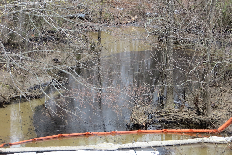 tar sands spill in Arkansas