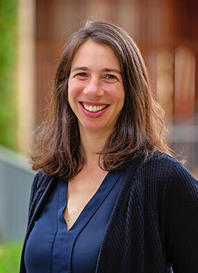 headshot of Stephanie Safdi