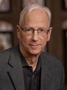 Headshot of Professor Alan Schwartz
