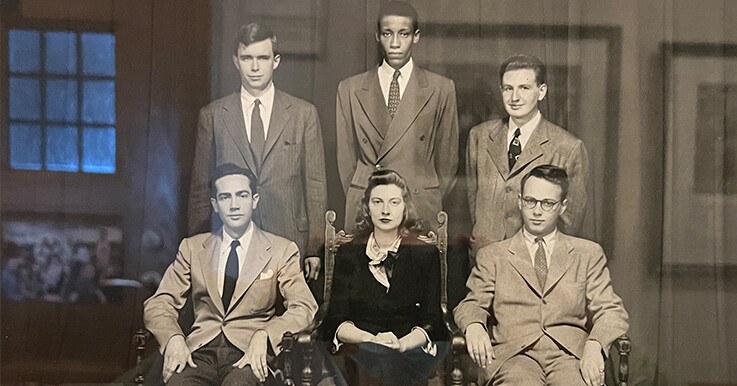 Group photo of the Yale Law Journal editors from 1944